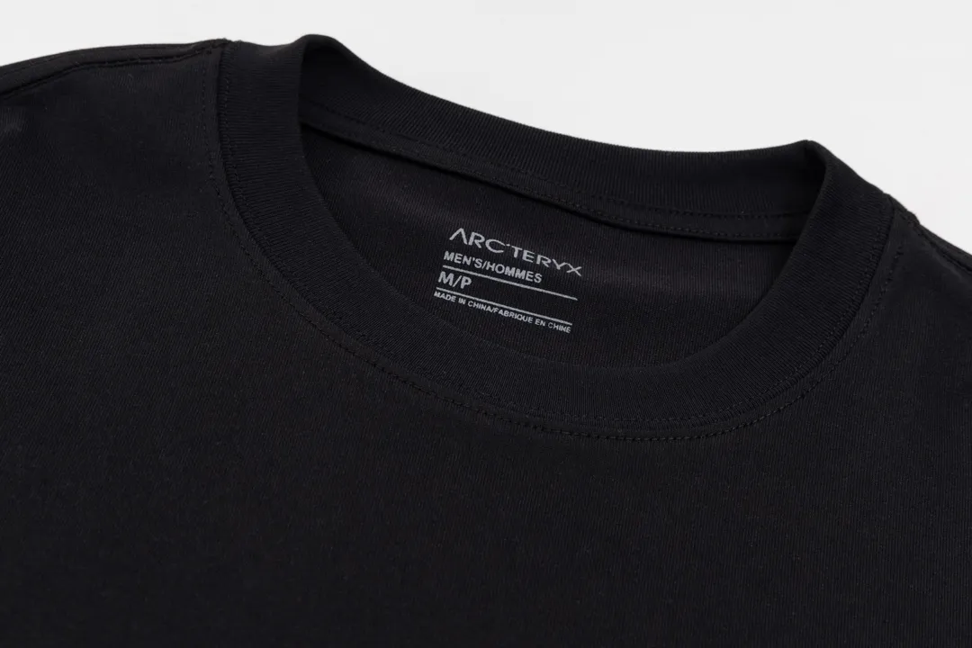 （Authentic ） ，Arcteryx T Same Style Size：XS S M L Black